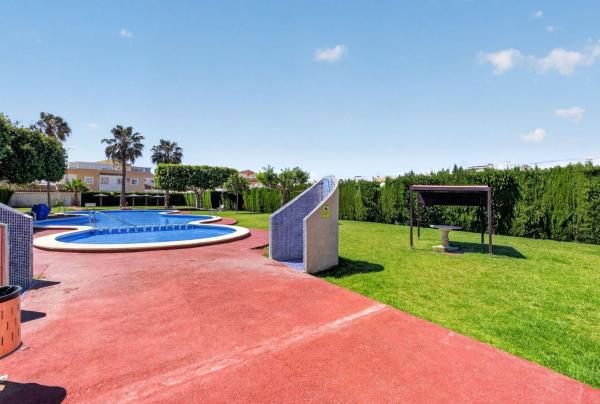 Продажа квартиры на Piso en Calle Cesar Rodriguez Mateo s/n, La Siesta - El Salado - Torreta, Torrevieja, Торревьеха
 photo 4