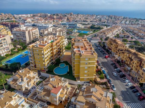 Аттик на продажу в  Ático en Calle Itaca s/n, Torreblanca, Torrevieja, Торревьеха photo 1