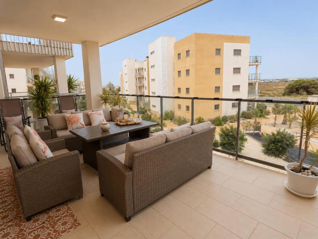 Sprzedaż mieszkania w Piso en Pimienta, Playa Flamenca, Orihuela, Orihuela
photo 1