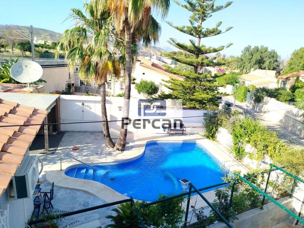 Propiedades en venta y alquiler en España photo 1