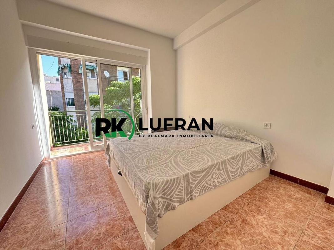 Продажа квартиры на Piso en Carolinas Bajas, Alicante / Alacant, Аликанте / Алакант
photo 3