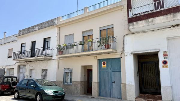 Chalet adosado en Pego photo 1