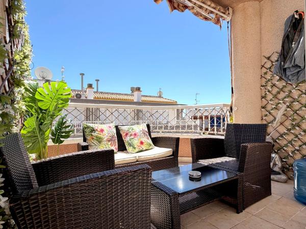 Mansarda na sprzedaż w Ático en Calle Mar Baltico, Playa de los Locos, Torrevieja, Torrevieja photo 1