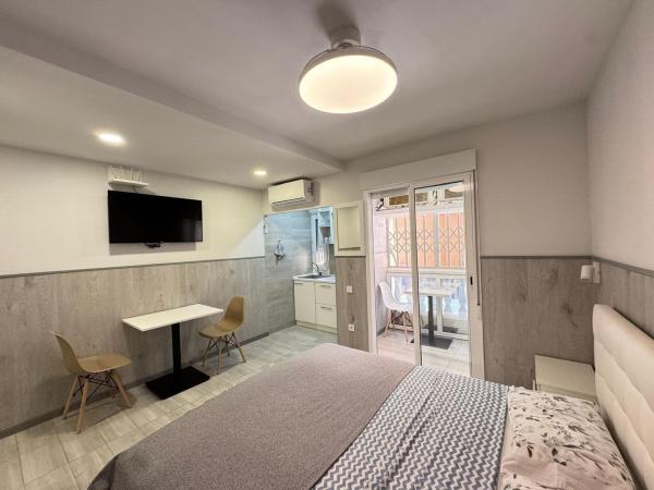 Продажа квартиры на Piso en Calle Arquitecto Larramendi, 2, Avenida Habaneras - Curva de Palangre, Torrevieja, Торревьеха
 photo 1