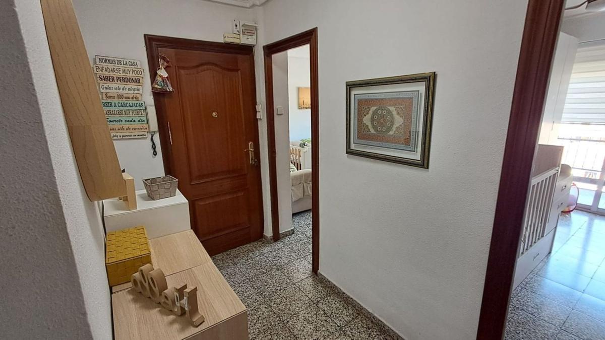 Продажа квартиры на Piso en Barri Eixample, Alcoy / Alcoi, Алкой
photo 4