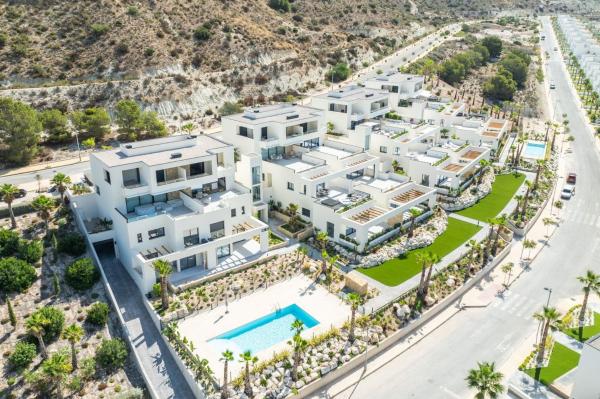 Chalet adosado en Crevillente photo 1