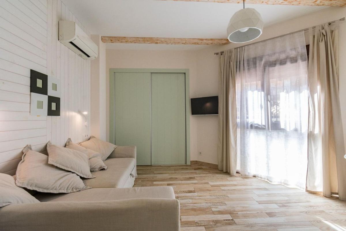 Venta de estudio en Estudio en Avenida Roentgen, Zona los Frutales, Torrevieja, Torrevieja photo 1