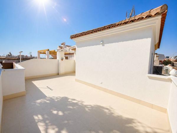Chalet adosado en Calle Peña De Francia, 51, Los Balcones - Los Altos del Edén, Torrevieja photo 2