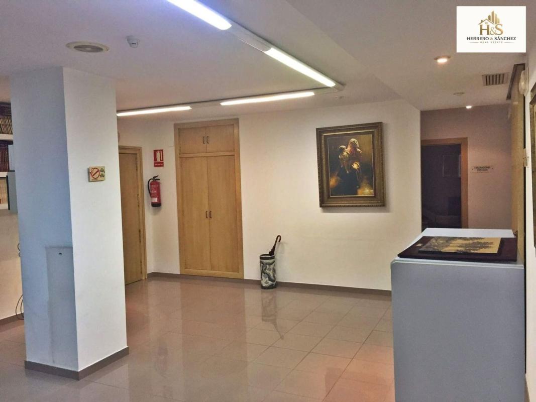 Продажа квартиры на Piso en Rambla de Méndez Núñez, Casco Histórico-Santa Cruz, Alicante / Alacant, Аликанте / Алакант
 photo 4