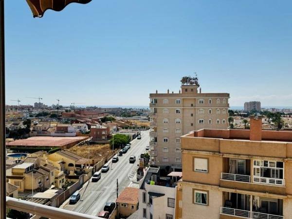 Продажа квартиры на Piso en Calle Joven Pura, 77, Nueva Torrevieja, Torrevieja, Торревьеха
photo 1
