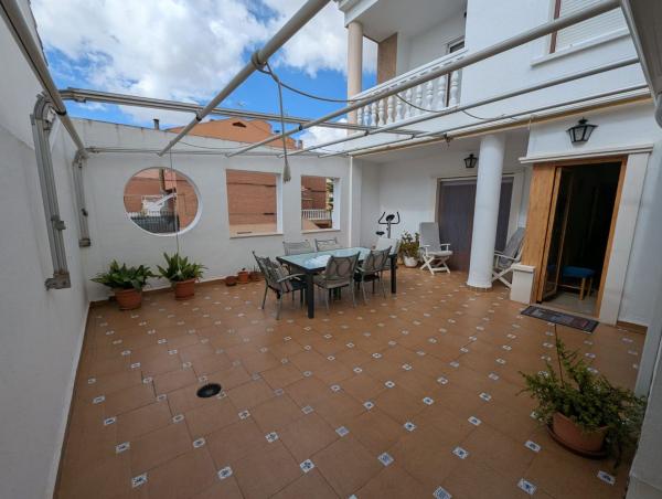 Chalet pareado en Sax photo 1