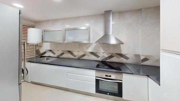 Продажа квартиры на Piso en Calle Guadalest, San Blas, Alicante / Alacant, Аликанте / Алакант
 photo 2