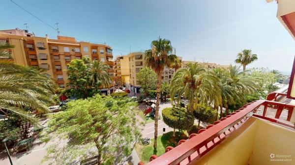 Venta de piso en Piso en Calle de la Verge del Pilar, Crevillente, Crevillente
thumbnail 2