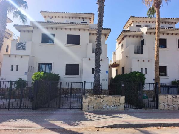 Chalet adosado en Antonio Pedrera Soler, 53, Algorfa photo 2