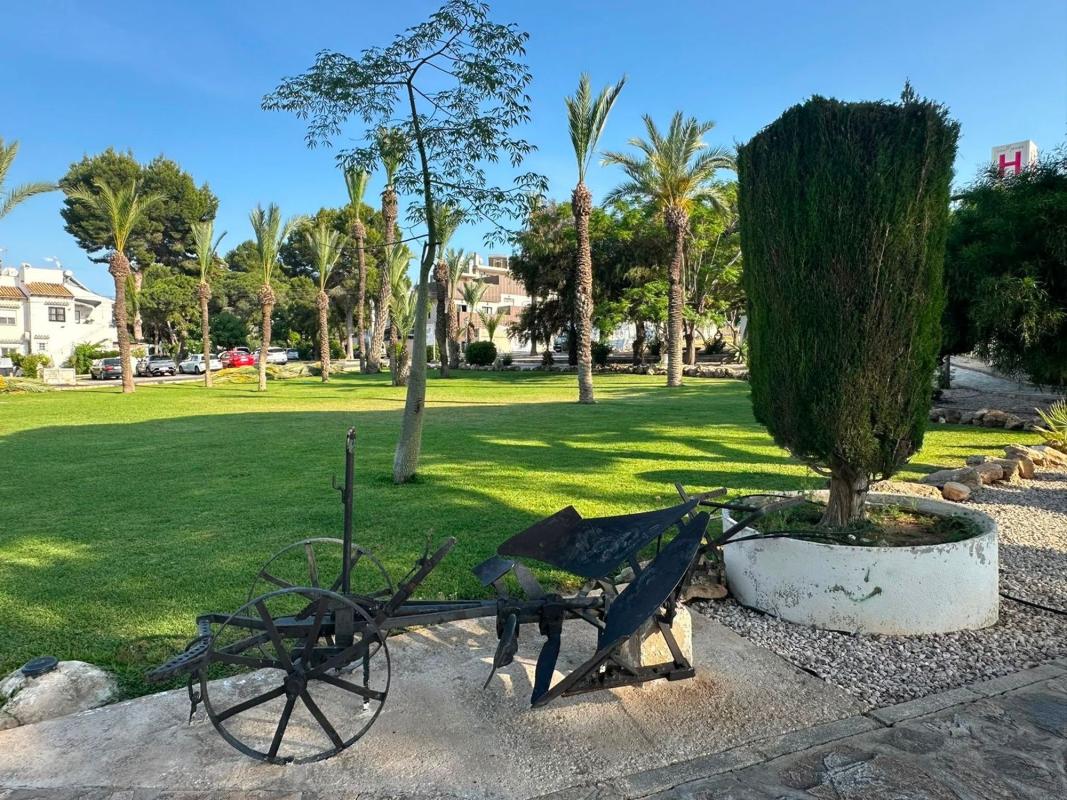 Sprzedaż poddasza w Ático en Urbanizacion Lago Jardin, Los Balcones - Los Altos del Edén, Torrevieja, Torrevieja photo 1