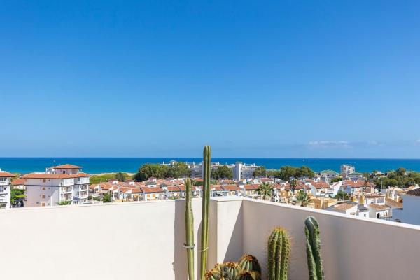Продажа квартиры на Piso en Calle Cupido, Torreblanca, Torrevieja, Торревьеха
photo 1