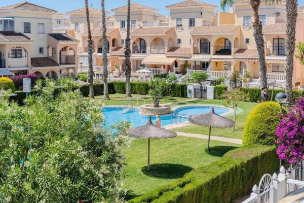 Casa o chalet independiente en Avenida de California, Horizonte - La Campana, Orihuela photo 3
