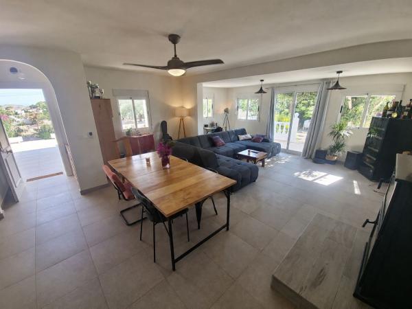 Chalet independiente en venta en Casa o chalet en Busot, Busot
photo 1