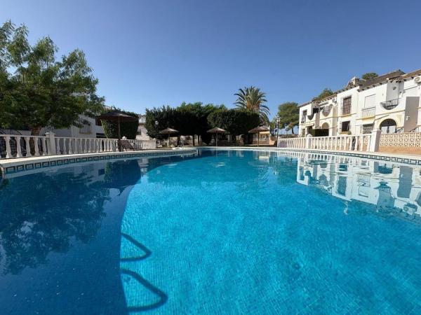 Casa o chalet independiente en Urbanización V Martín Valencia, Villamartín, Orihuela photo 1