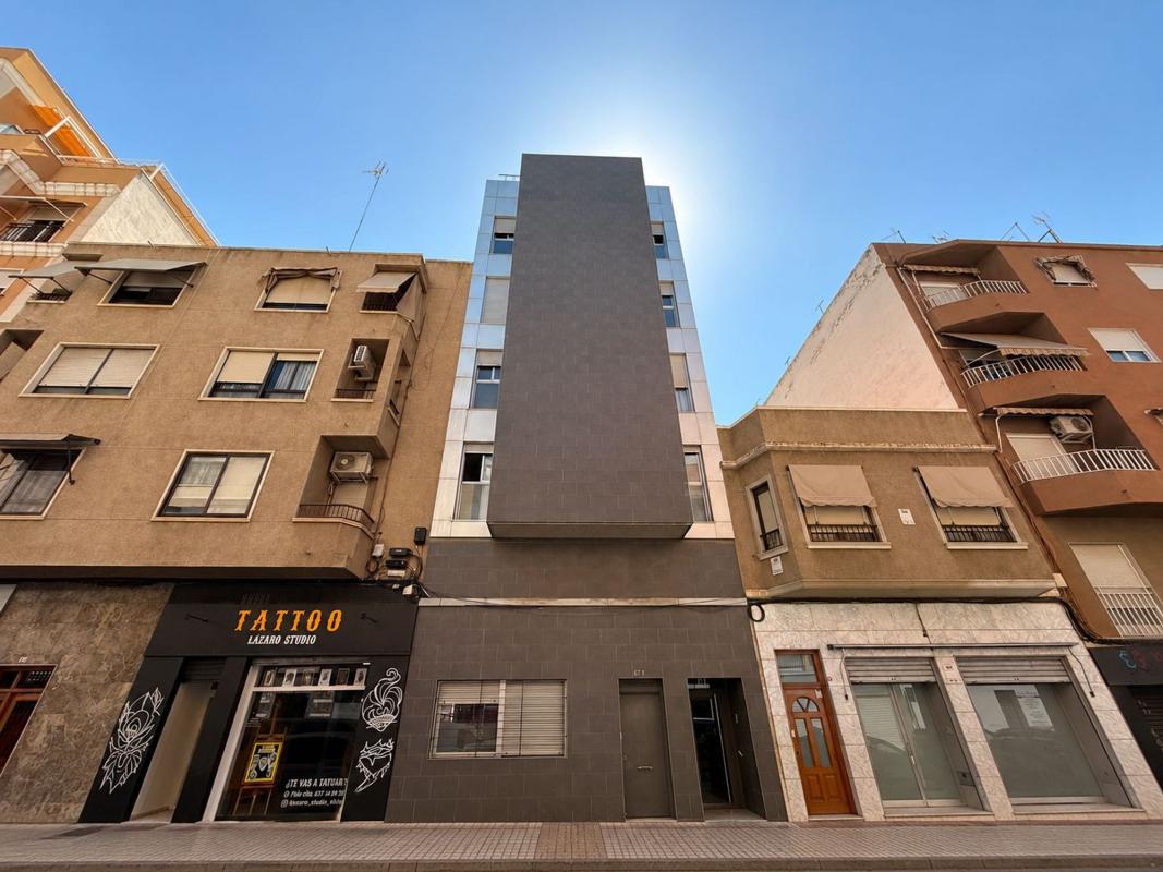 Venta de piso en Piso en Federico Garcia Lorca, 67, Sector V-El Canal, Elche / Elx, Elche / Elx
photo 1