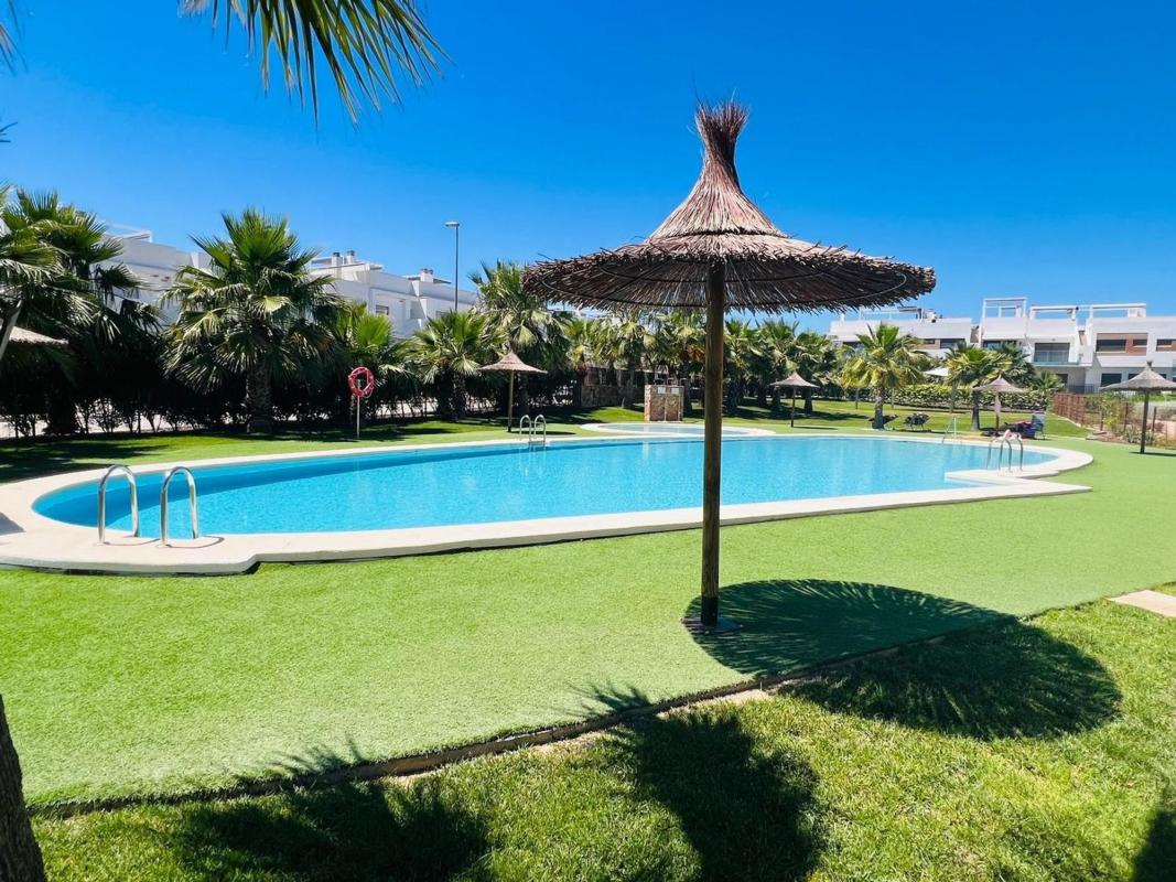 Venta de piso en Piso en Calle Mandarino s/n, Desamparados-Hurchillo-Torremendo, Orihuela, Orihuela
 photo 2