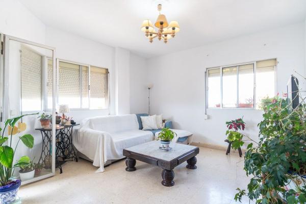 Venta de piso en Piso en Las Piscinas Naturales, Torrevieja, Torrevieja
thumbnail 2