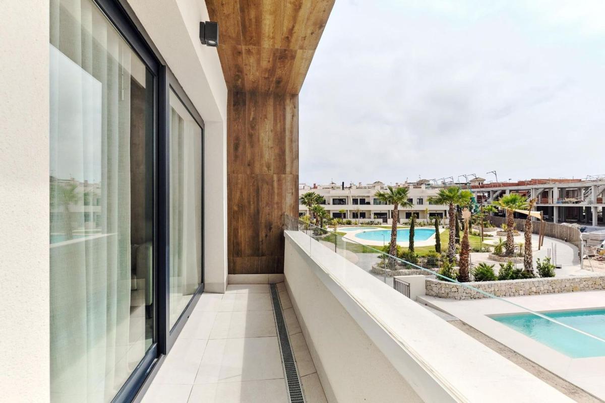 Properties for sale and rent in Spain photo 4