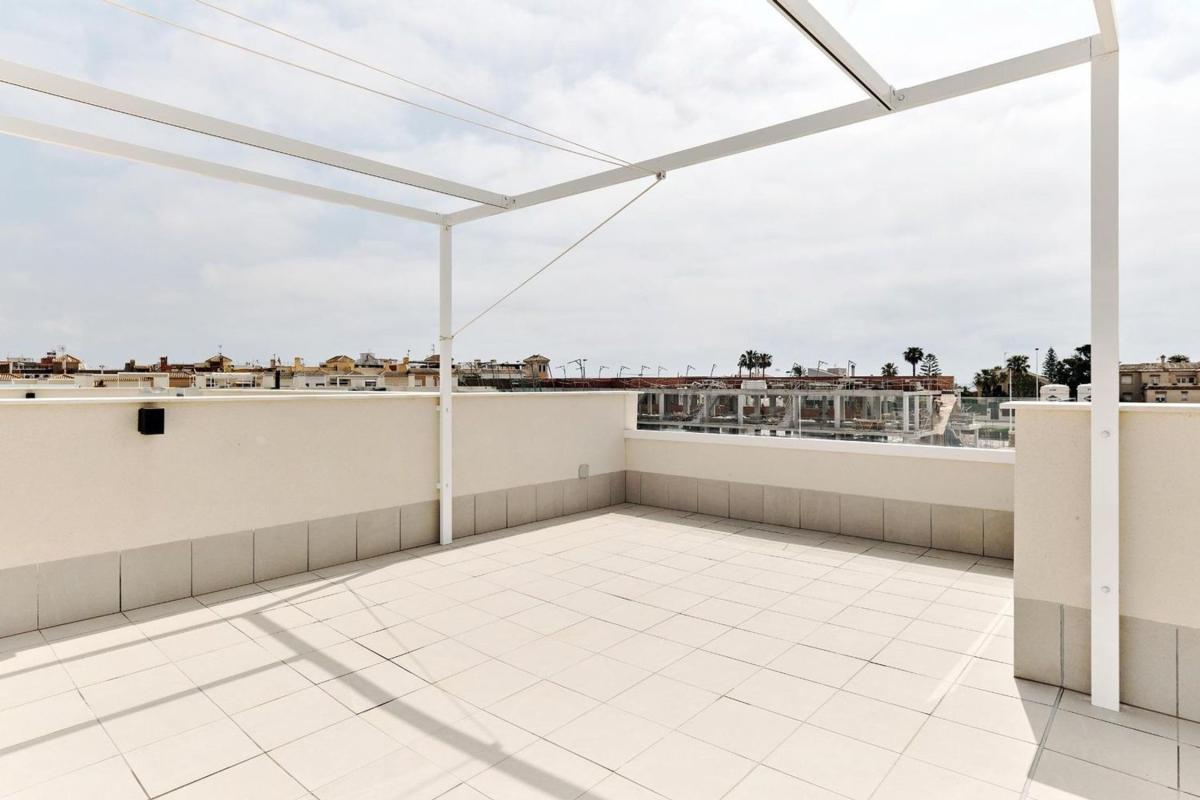 Properties for sale and rent in Spain photo 5