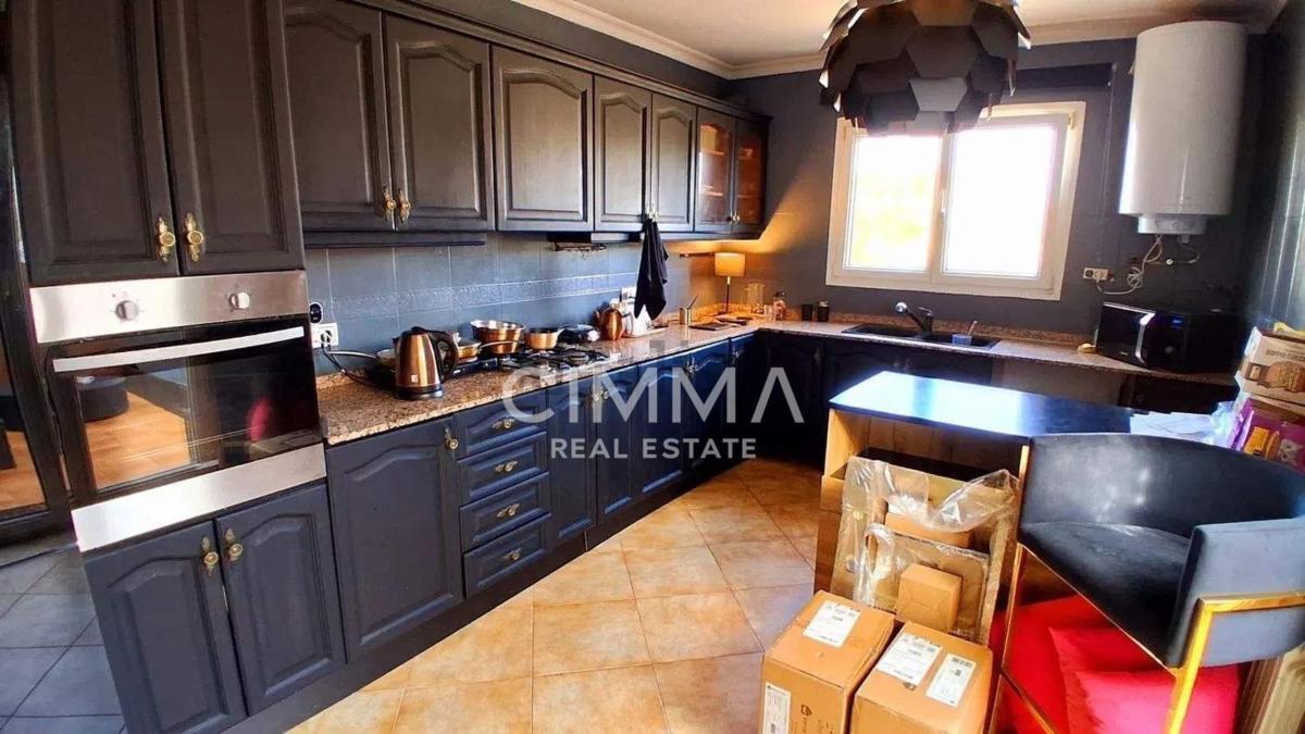 Propiedades en venta y alquiler en España photo 4