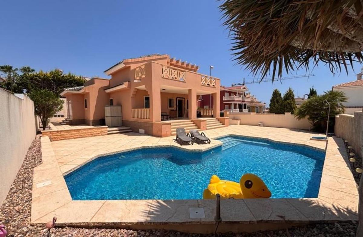 Propiedades en venta y alquiler en España photo 1