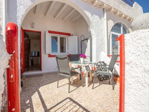 Chalet adosado en Avenida Notario Juan José Martinez Román, 64, Cabo Cervera, Torrevieja photo 4