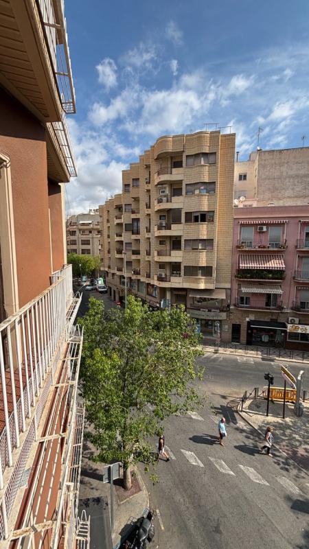 Venta de piso en Piso en Calle Gabriel y Galán, 4, Centro, Elche / Elx, Elche / Elx
photo 1