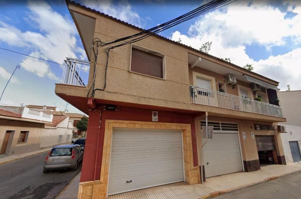 Venta de piso en Piso en Calle Alicante, Zona Pueblo, Pilar de la Horadada, Pilar de la Horadada
 photo 1