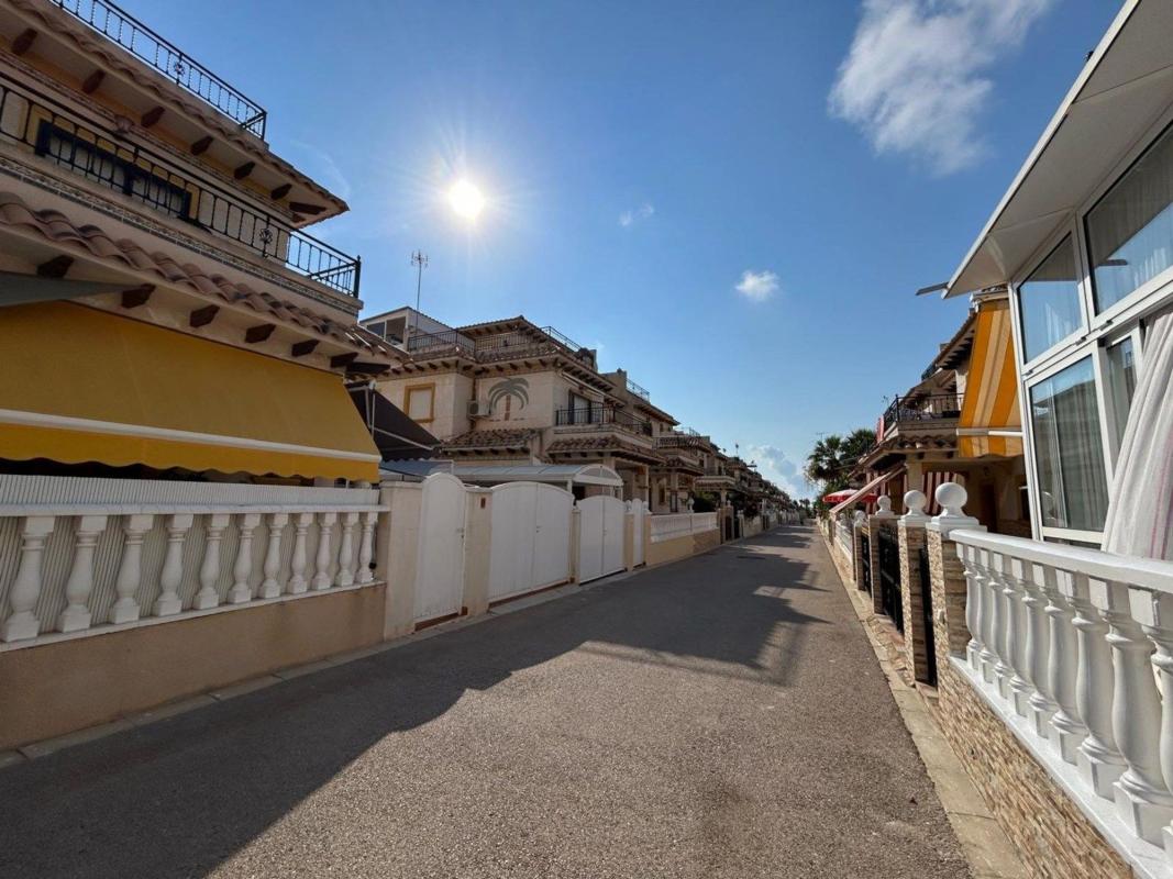Venta de chalet independiente en Casa o chalet en Avenida de la Playa s/n, La Zenia, Orihuela, Orihuela
 photo 3