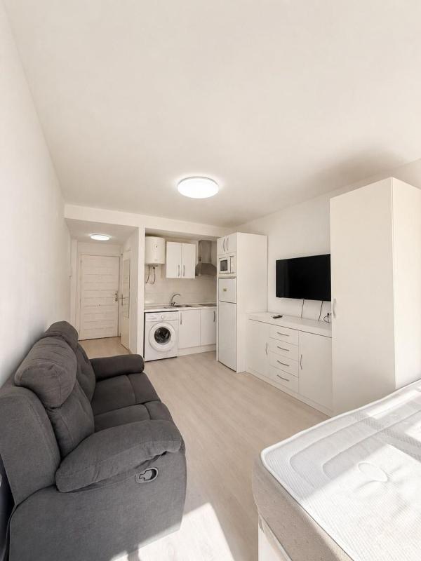 Venta de estudio en Estudio en Calle Maldonado, 32, Centro - Muelle Pesquero, Torrevieja, Torrevieja photo 2