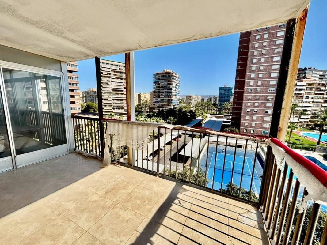 Venta de piso en Piso en Avenida Países Escandinavos, Playa de San Juan, Alicante / Alacant, Alicante / Alacant
 photo 2