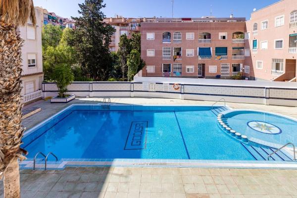 Venta de piso en Piso en Calle Goleta, Avenida Habaneras - Curva de Palangre, Torrevieja, Torrevieja
thumbnail 2