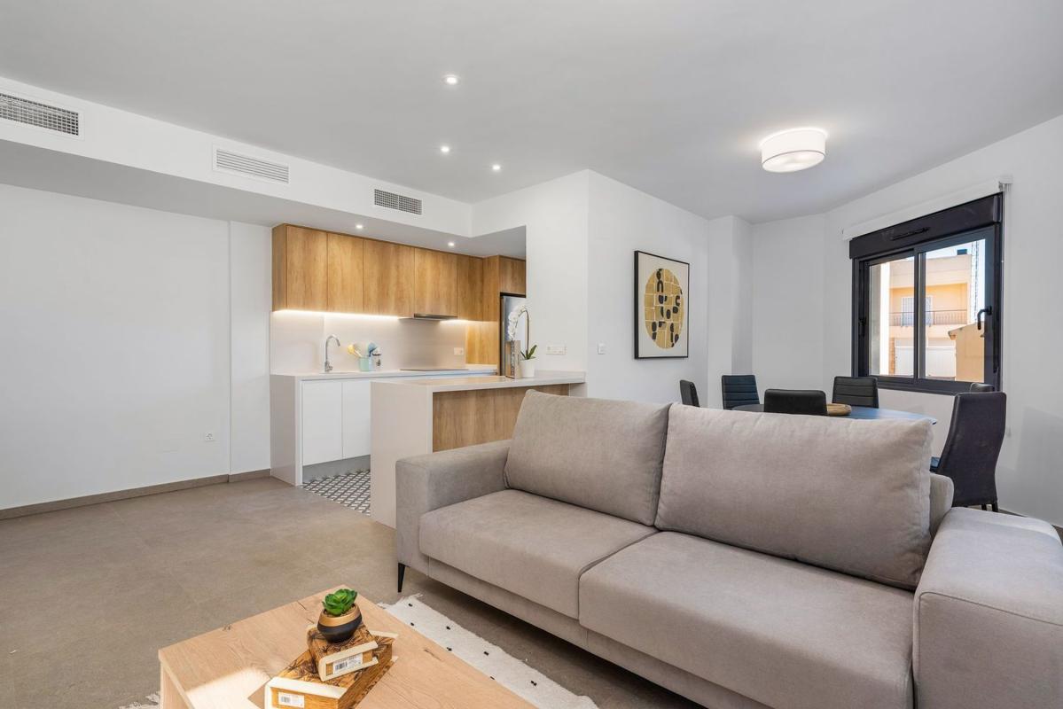 Продажа квартиры на Piso en Calle Río Segura, Bigastro, Бигастро
photo 4