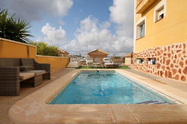 Chalet pareado en Calle Turre, Blue Lagoon - Galán, San Miguel de Salinas photo 2