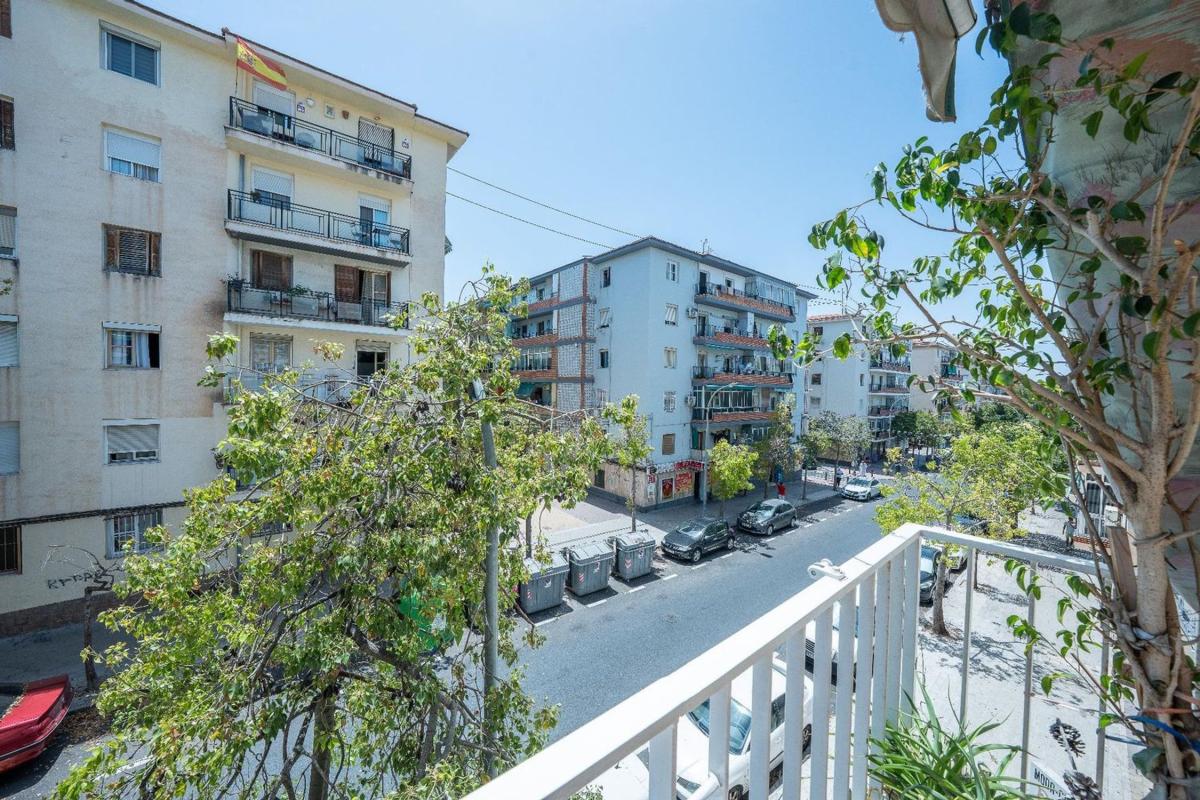 Venta de piso en Piso en Calle Valle Inclán, Virgen del Remedio - Parque lo Morant, Alicante / Alacant, Alicante / Alacant
photo 1