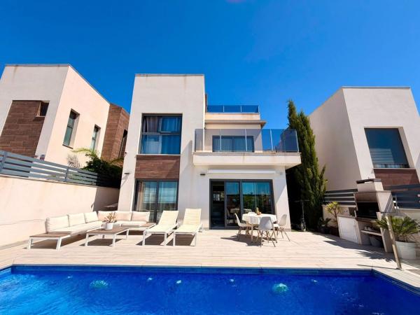 Casa o chalet independiente en Avenida de Granada, Balcón de Finestrat-Terra Marina, Finestrat photo 2