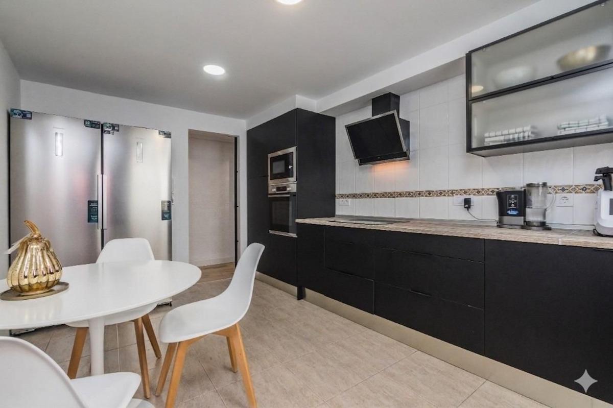 Venta de piso en Piso en Calle Poeta Miguel Hernandez, 38, Pont Nou-Corazón de Jesús, Elche / Elx, Elche / Elx
 photo 5