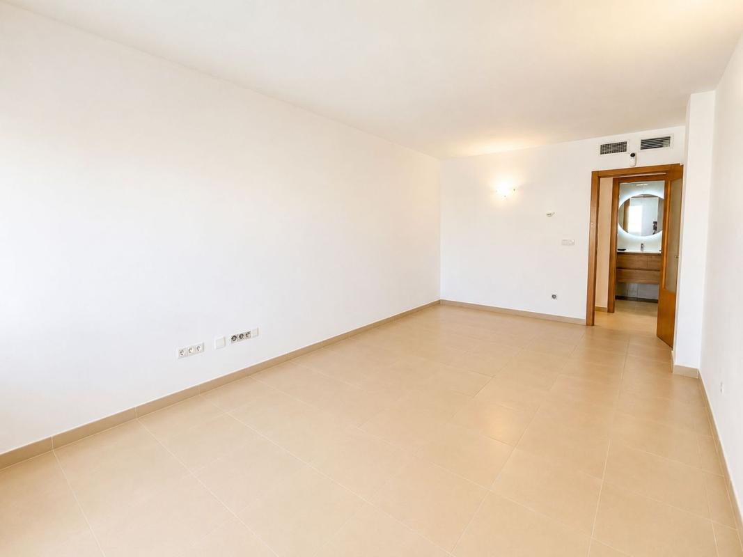 Venta de piso en Piso en Calle Doctor Brotons Poveda s/n, Campello Pueblo, El Campello, El Campello
 photo 2