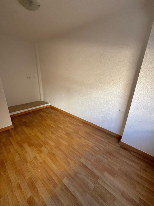 Venta de piso en Piso en Calle Doctor Buades, 44, Carolinas Altas, Alicante / Alacant, Alicante / Alacant
photo 3