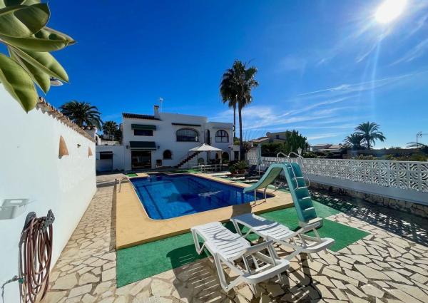 Chalet independiente en venta en Casa o chalet en Benissa pueblo, Benissa, Benissa
 photo 1