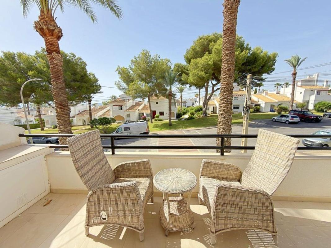 Venta de duplex en Dúplex en Calle Manuel de Falla s/n, Villamartín, Orihuela, Orihuela photo 2