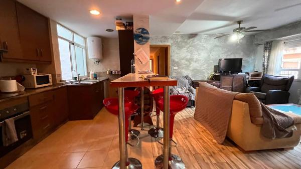 Venta de piso en Piso en Calle Major del Pla, 7, Raval de Santa Teresa-El Asilo, Elche / Elx, Elche / Elx
 photo 1