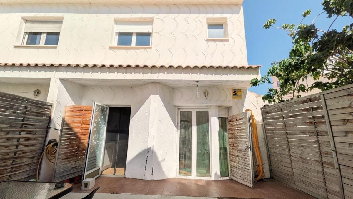 Venta de chalet adosado en Chalet adosado en Urbanización Rambla de la Monja, Montebello - Nou Espai, La Nucia , La Nucia photo 2
