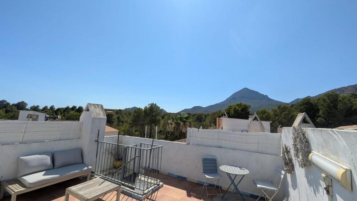 Venta de chalet adosado en Chalet adosado en Urbanización Rambla de la Monja, Montebello - Nou Espai, La Nucia , La Nucia photo 5