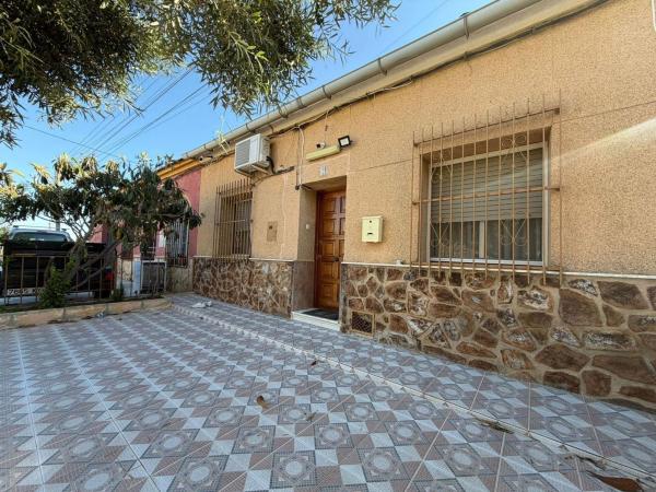 Casa o chalet independiente en Redovan photo 1